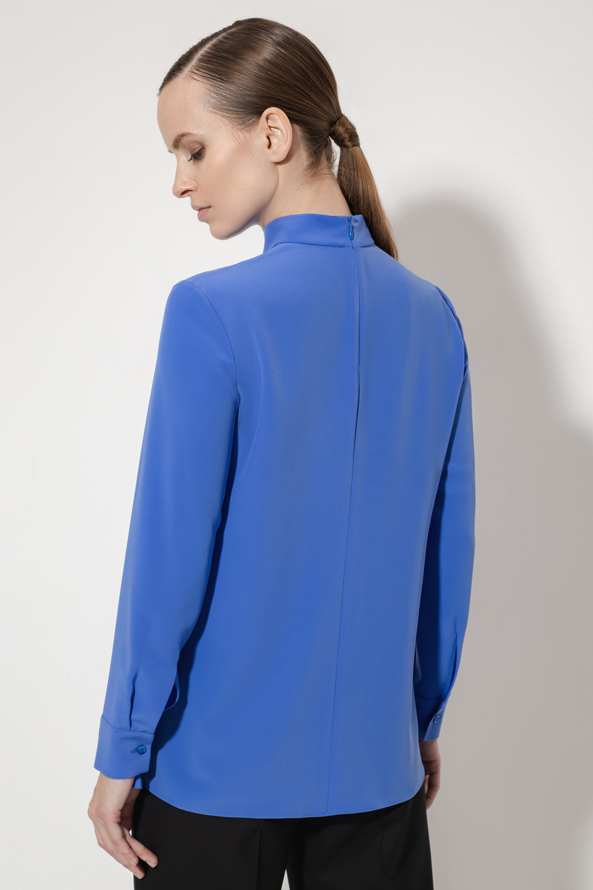 Блузка с декоративными складками VASSA&Co, пол женский, цвет синий