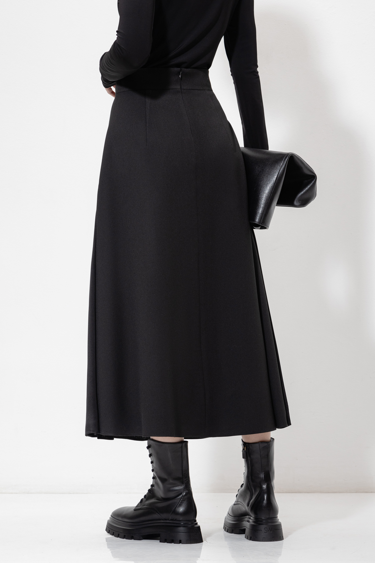 Юбка с асимметричной деталью VASSA&Co, пол женский, цвет черный