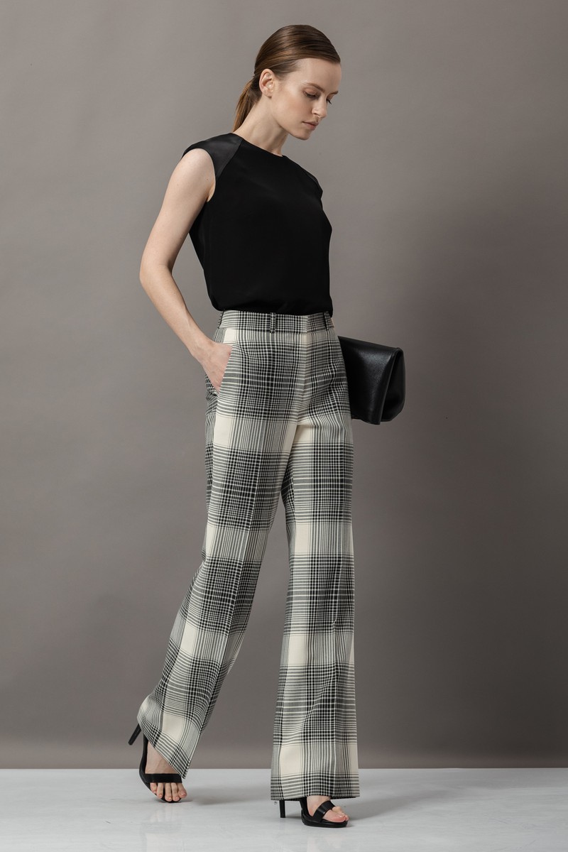 Блузка с фактурными вставками VASSA&Co, пол женский, цвет черный, фото №4