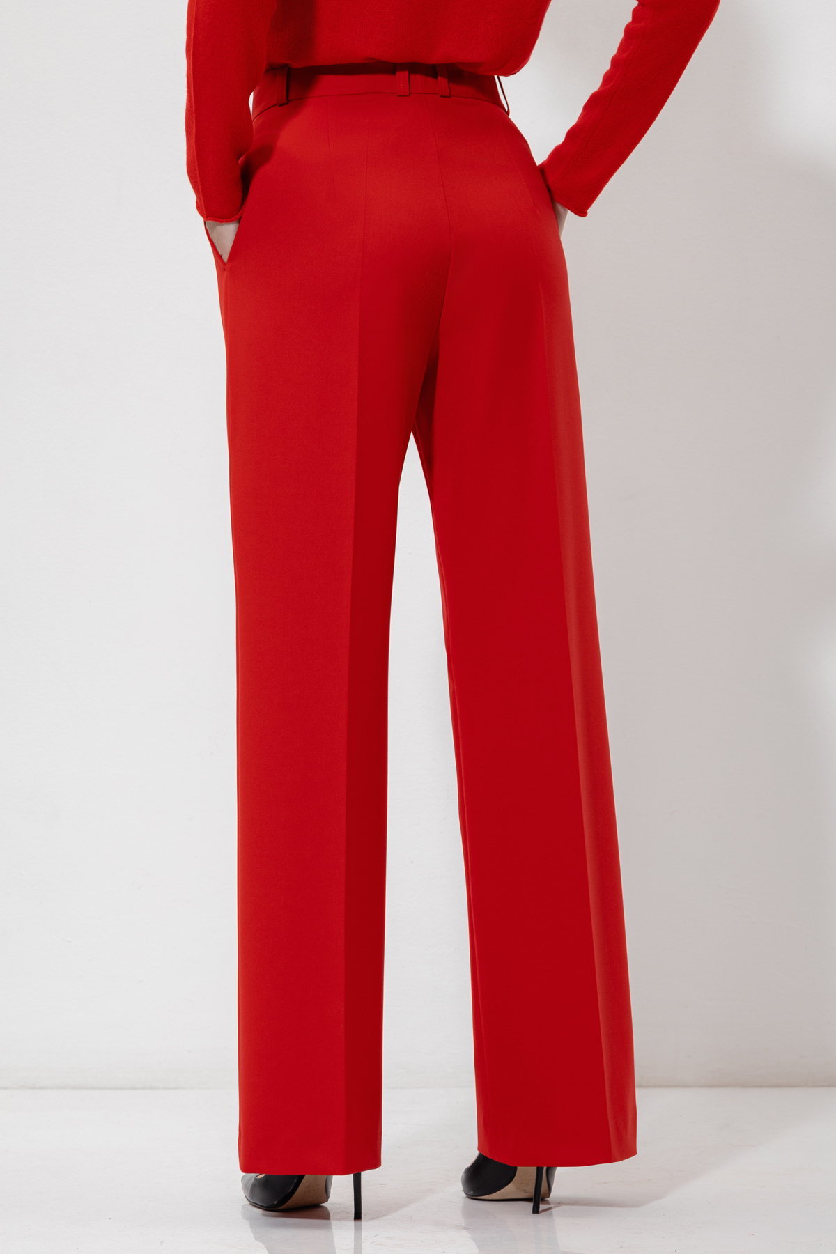 Брюки VASSA&Co, пол женский, цвет красный