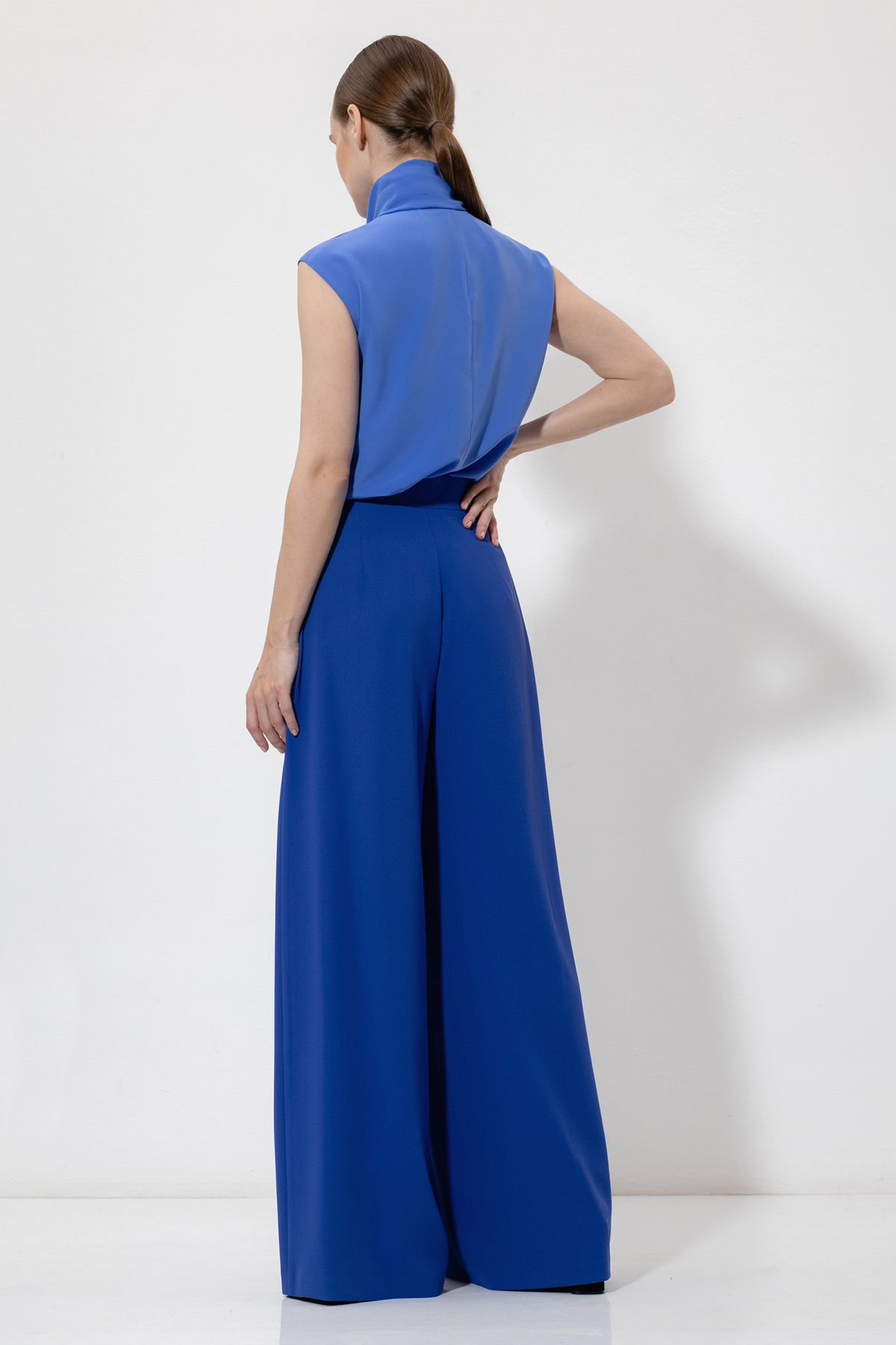 Брюки палаццо VASSA&Co, пол женский, цвет синий