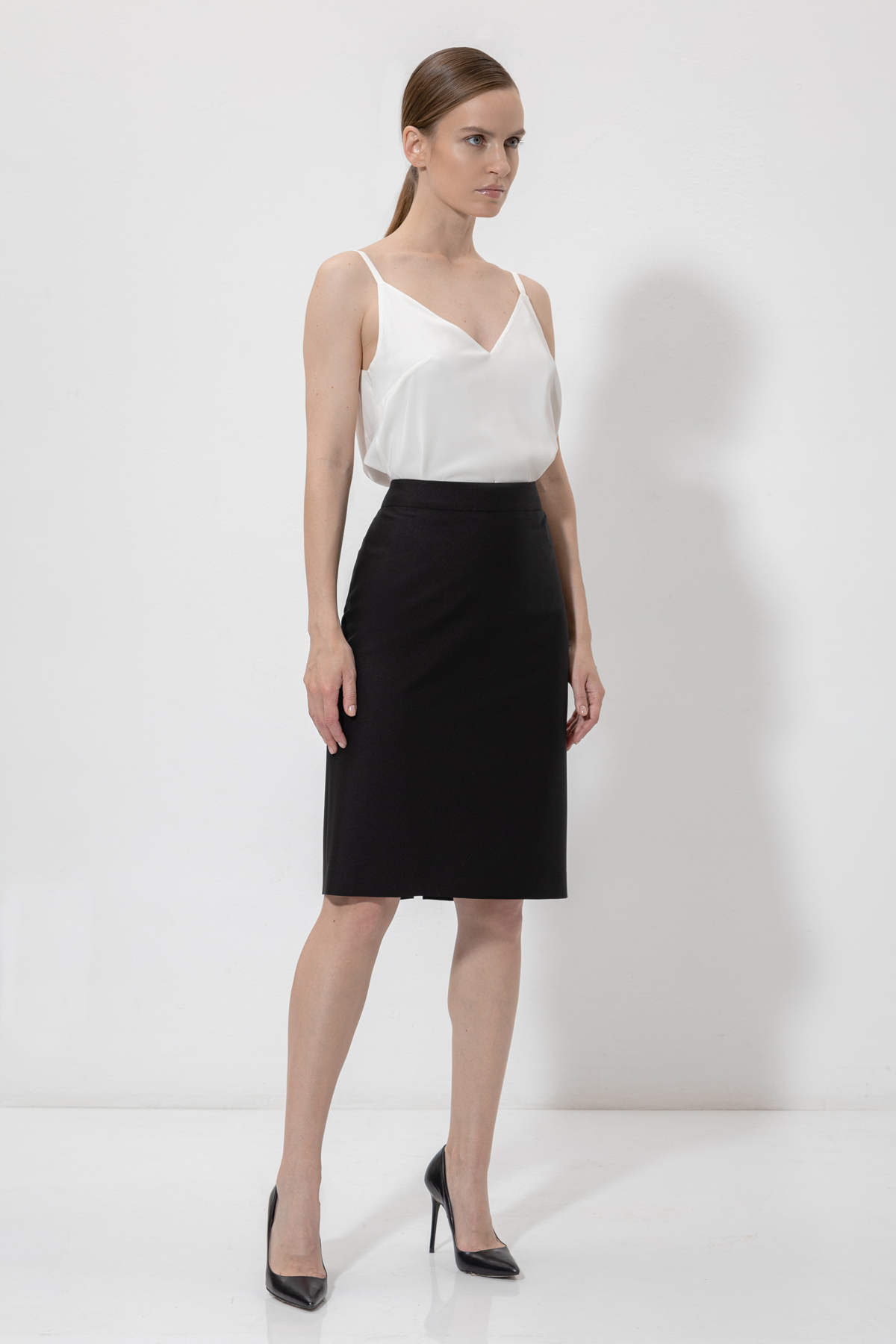 Юбка-карандаш на резинке VASSA&Co, пол женский, цвет черный