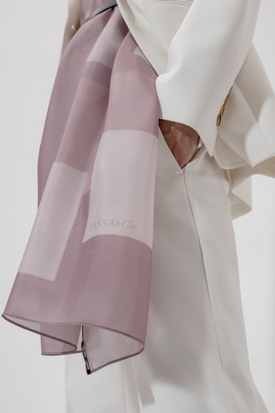 Шарф из шелка VASSA&Co, пол женский, цвет фиолетовый, фото №5