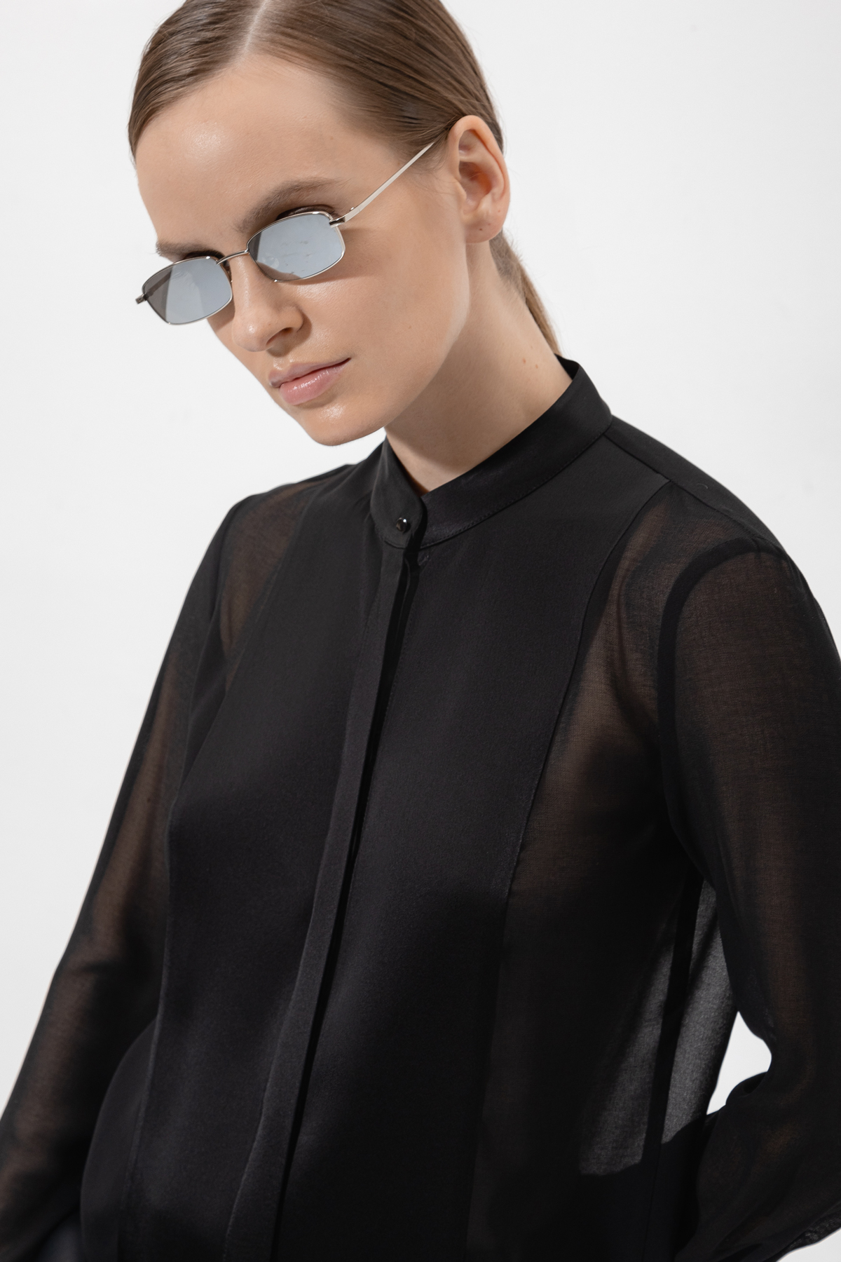 Блузка с прозрачной спинкой VASSA&Co, пол female, цвет black