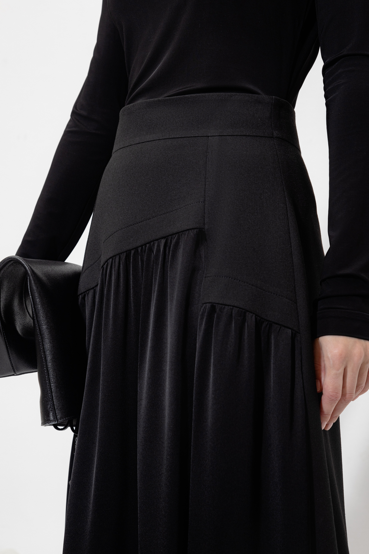 Юбка с асимметричной деталью VASSA&Co, пол женский, цвет черный