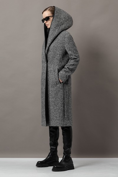 Пальто с капюшоном VASSA&Co, пол женский, цвет черный, фото №4