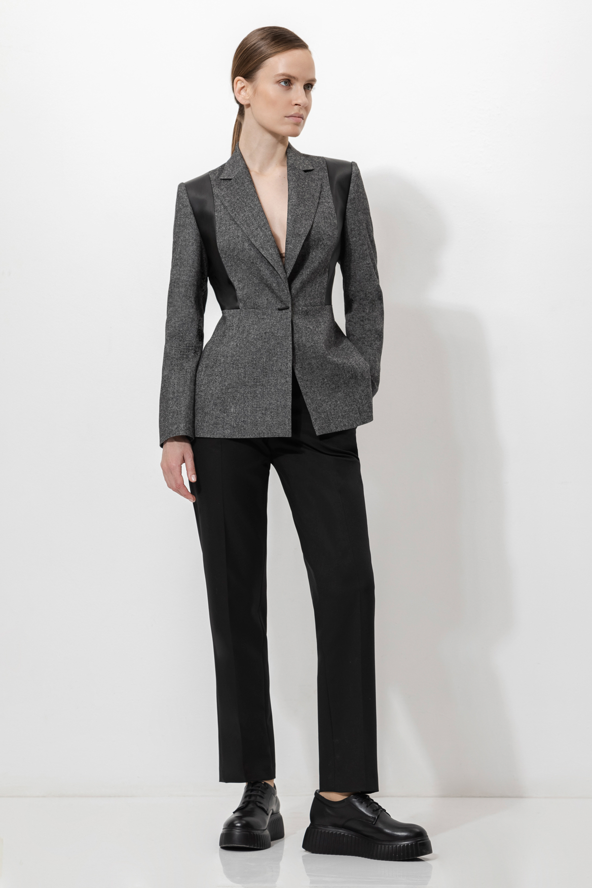 Жакет с деталями из экокожи VASSA&Co, пол женский, цвет серый