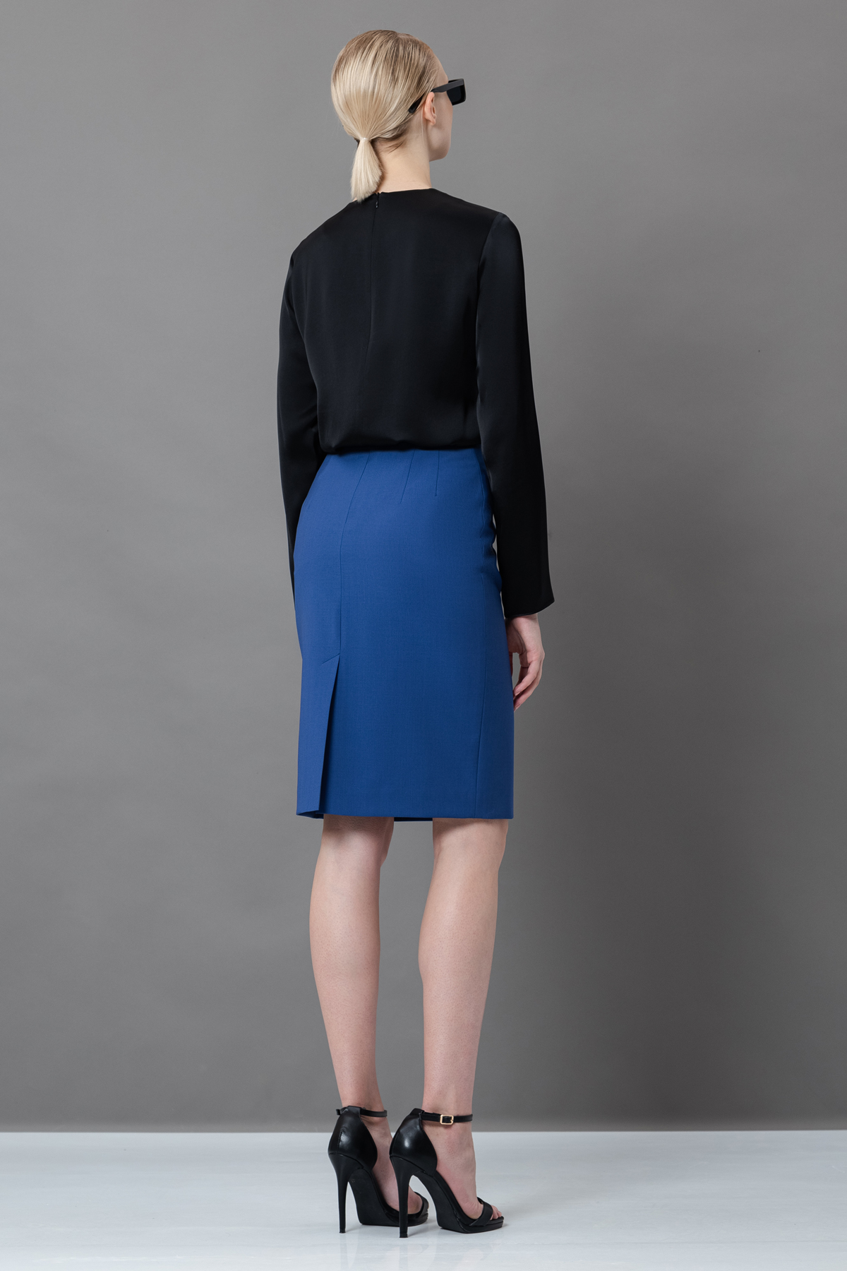 Юбка-карандаш VASSA&Co, пол женский, цвет синий