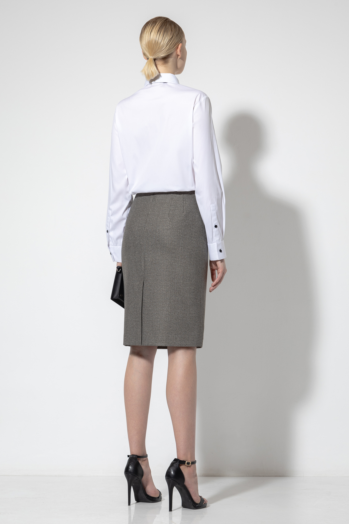 Юбка-карандаш VASSA&Co, пол female, цвет Brown