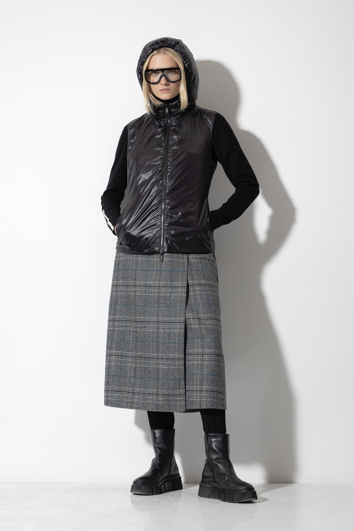 Двустороннее пальто VASSA CODE, пол женский, цвет серый