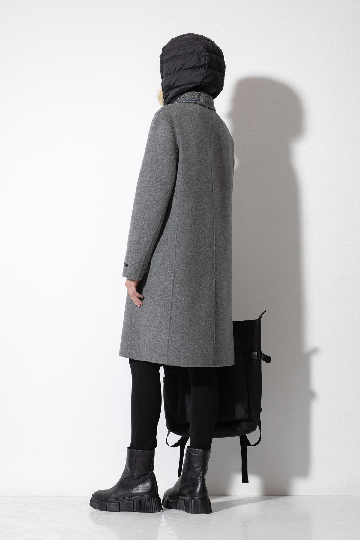 Двустороннее пальто VASSA CODE, пол женский, цвет серый