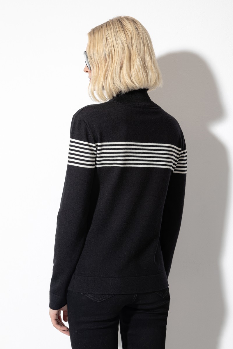 Водолазка с контрастным принтом VASSA CODE, пол женский, цвет черный, фото №5