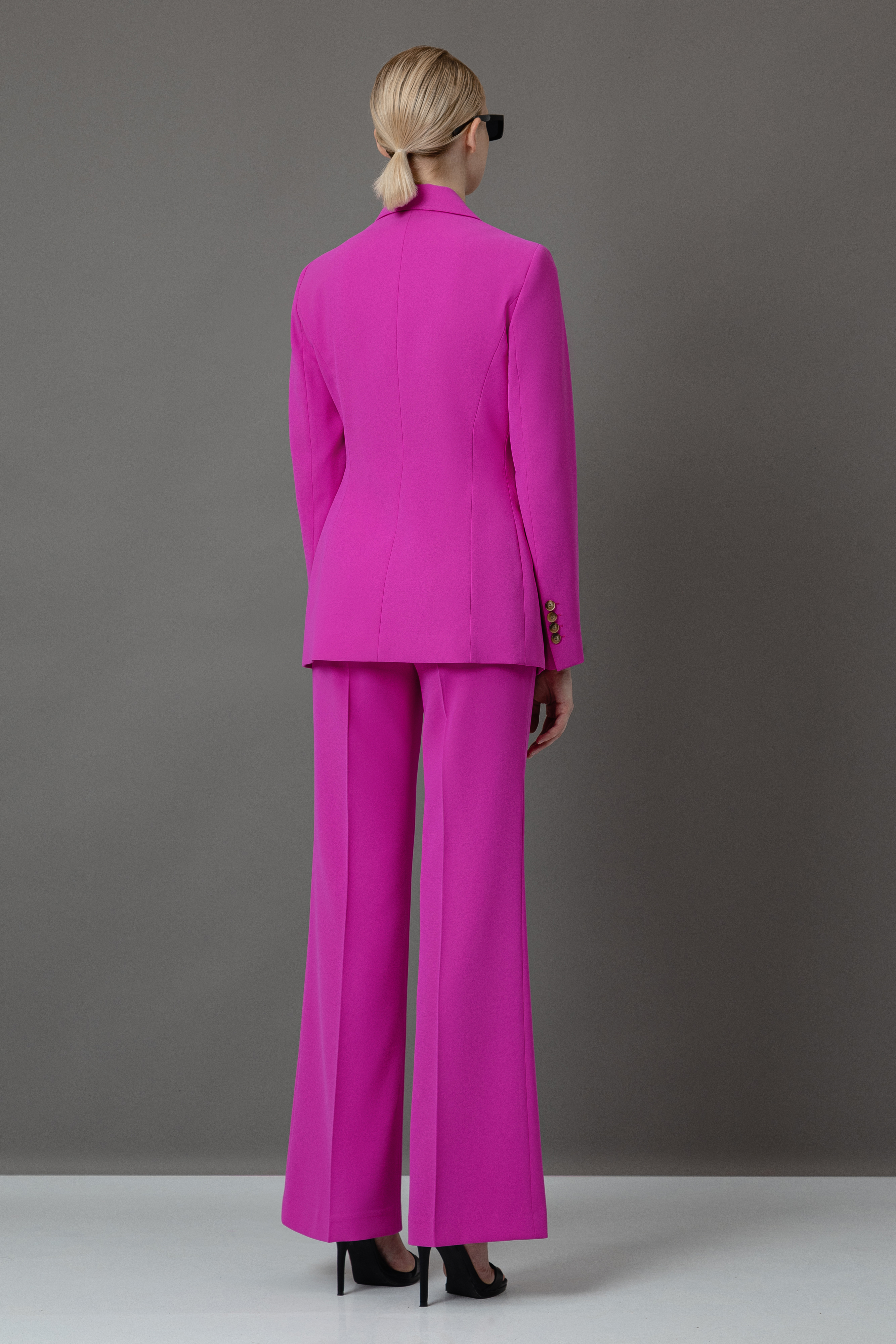 Жакет приталенного кроя VASSA&Co, пол женский, цвет розовый