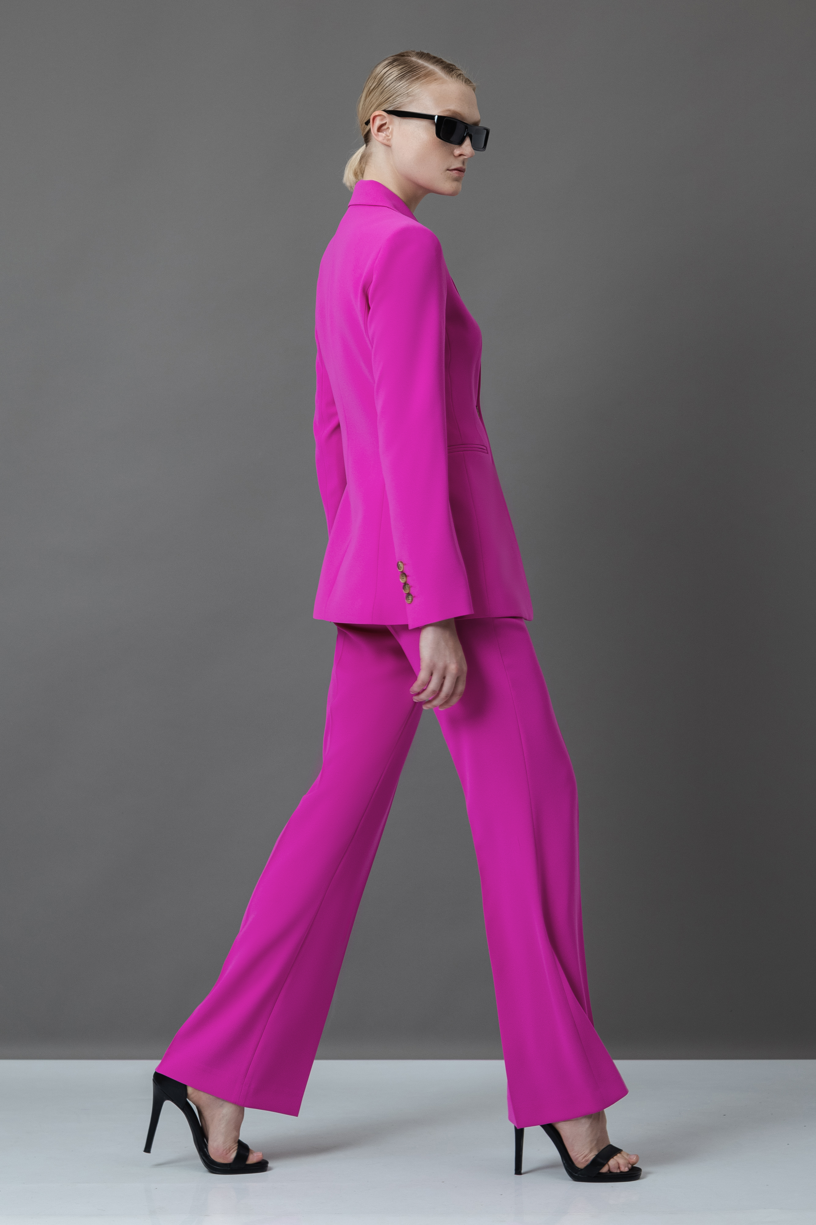 Жакет приталенного кроя VASSA&Co, пол женский, цвет розовый