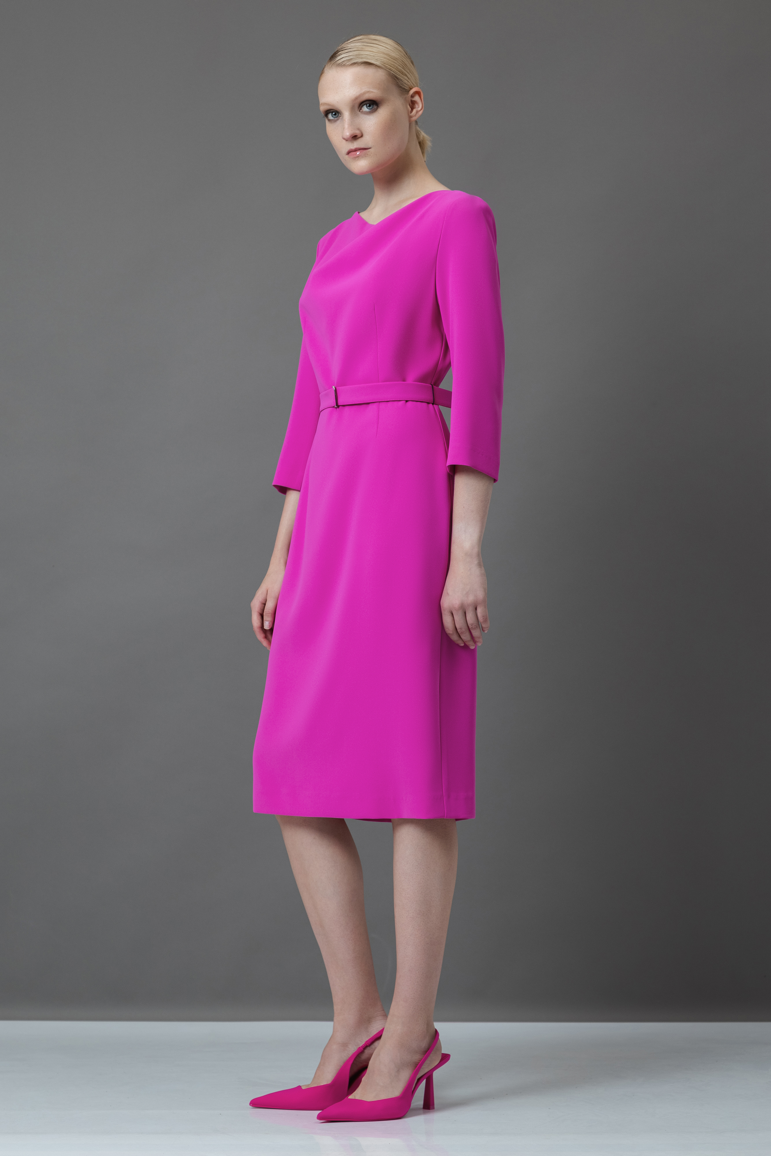 Платье с асимметричным вырезом VASSA&Co, пол женский, цвет розовый