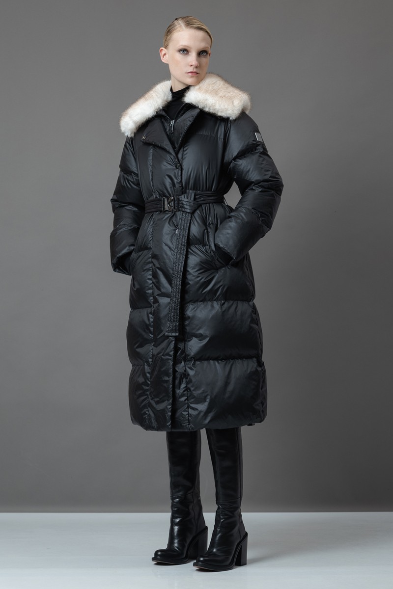 Пуховик со съемным воротником VASSA&Co, пол женский, цвет черный, фото №4
