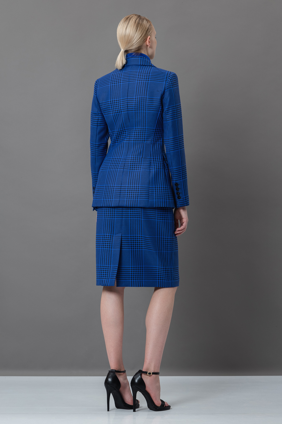 Жакет VASSA&Co, пол женский, цвет синий