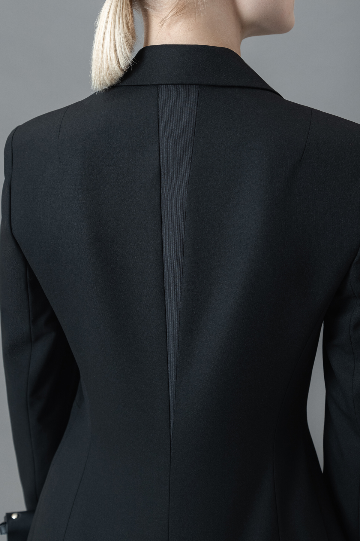 Жакет с фактурными деталями VASSA&Co, пол женский, цвет черный