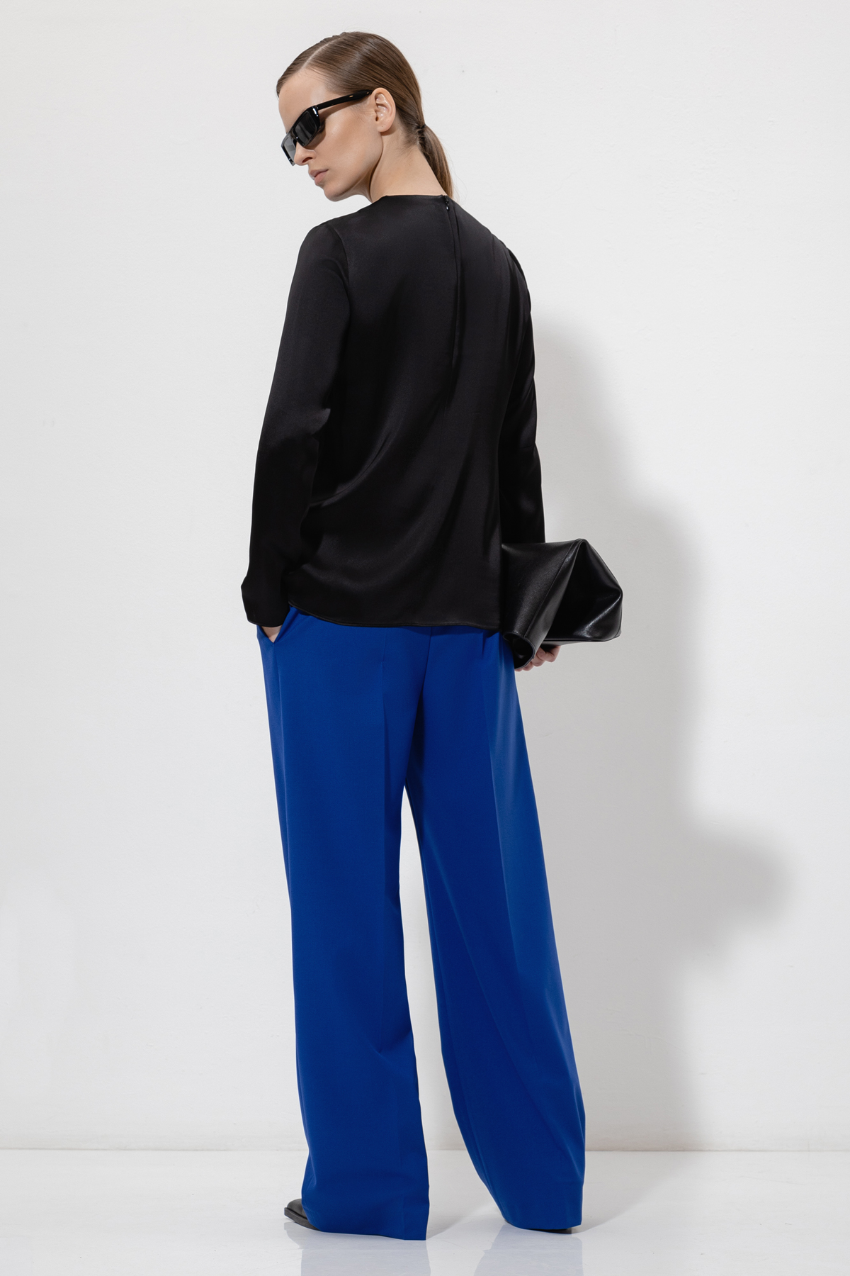 Блузка VASSA&Co, пол женский, цвет черный