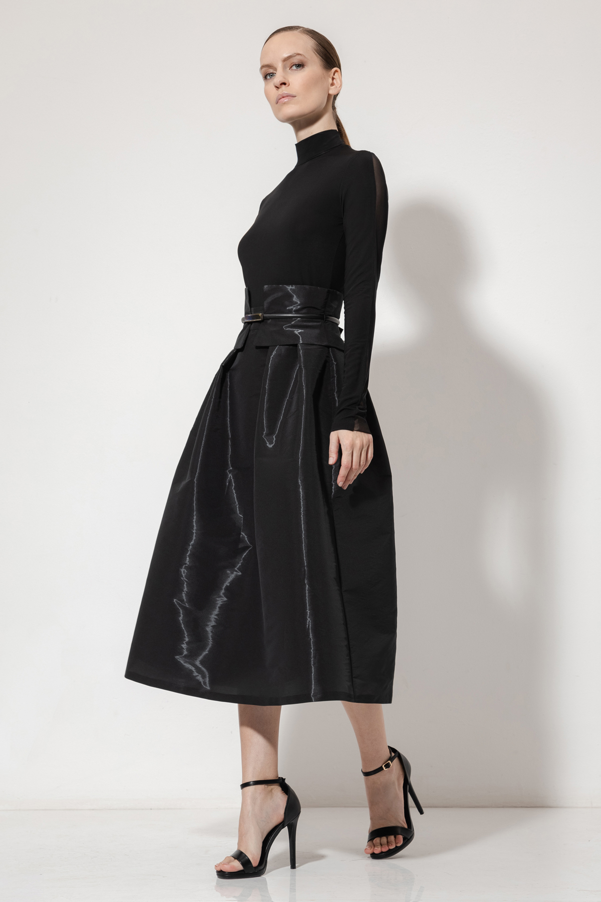 Skirt VASSA&Co, пол female, цвет black