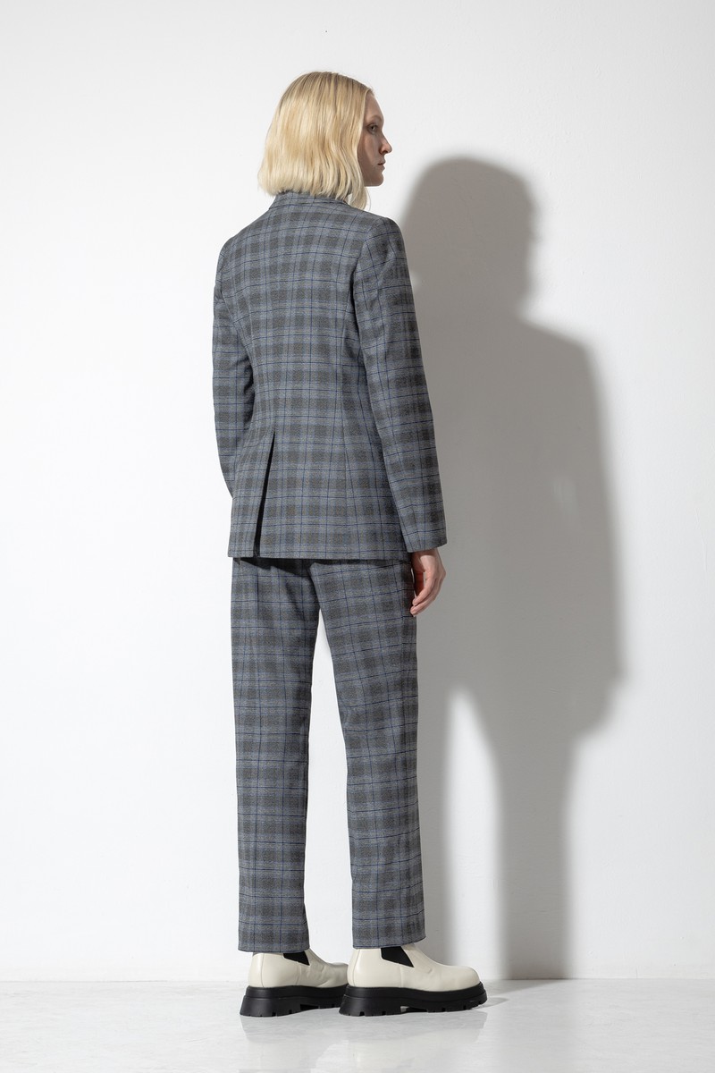 Прямые брюки VASSA CODE, пол женский, цвет серый, фото №4