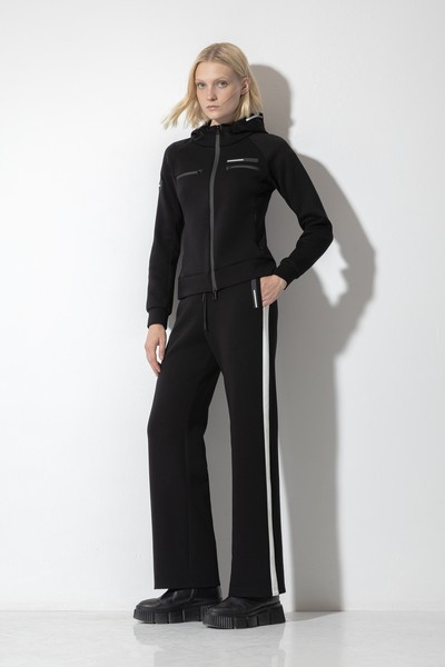 Брюки с лампасами VASSA CODE, пол женский, цвет черный, фото №2
