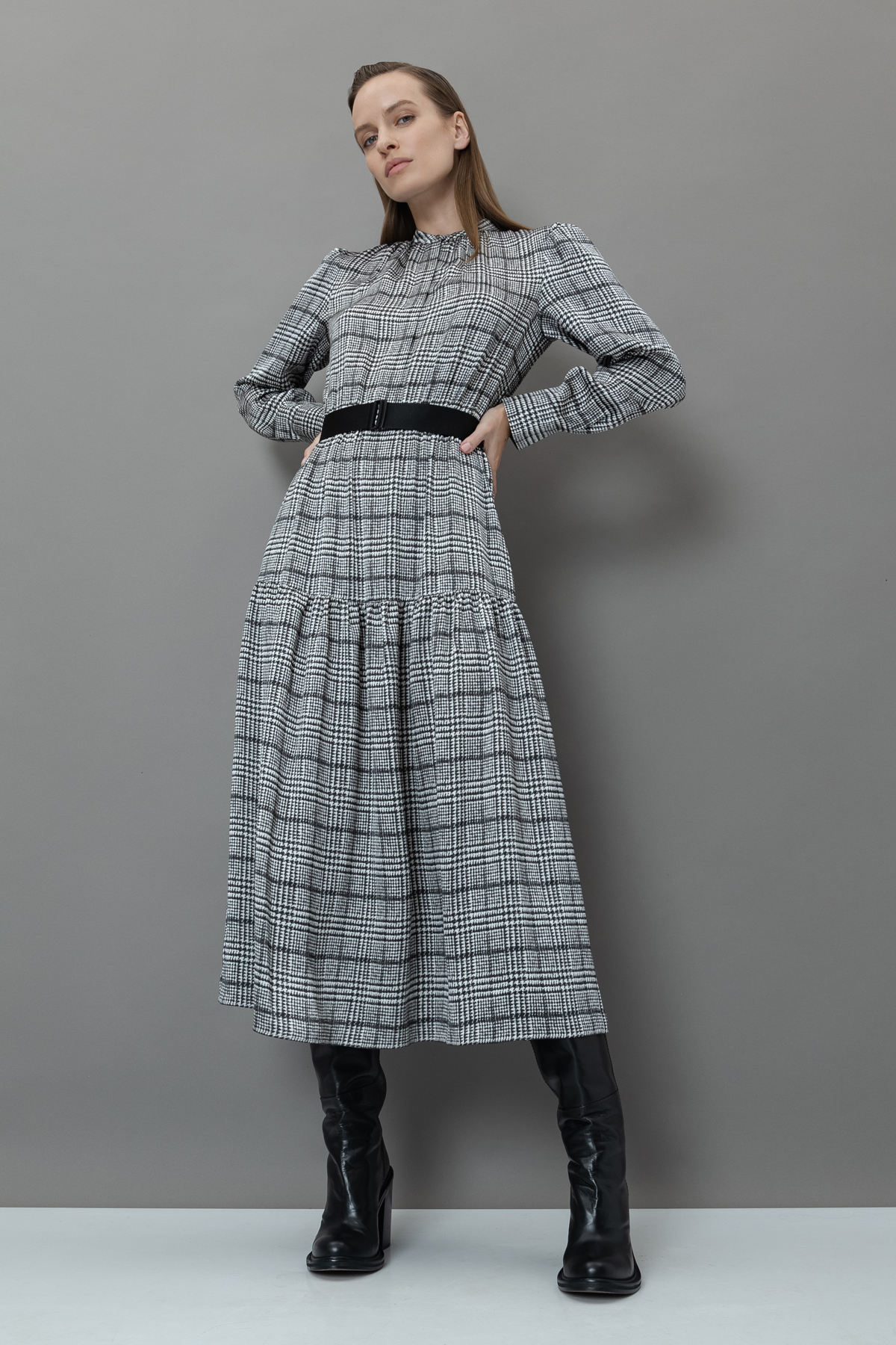 Платье VASSA&Co, пол женский, цвет серый