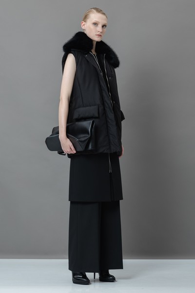 Жилет на молнии VASSA&Co, пол женский, цвет черный, фото №5