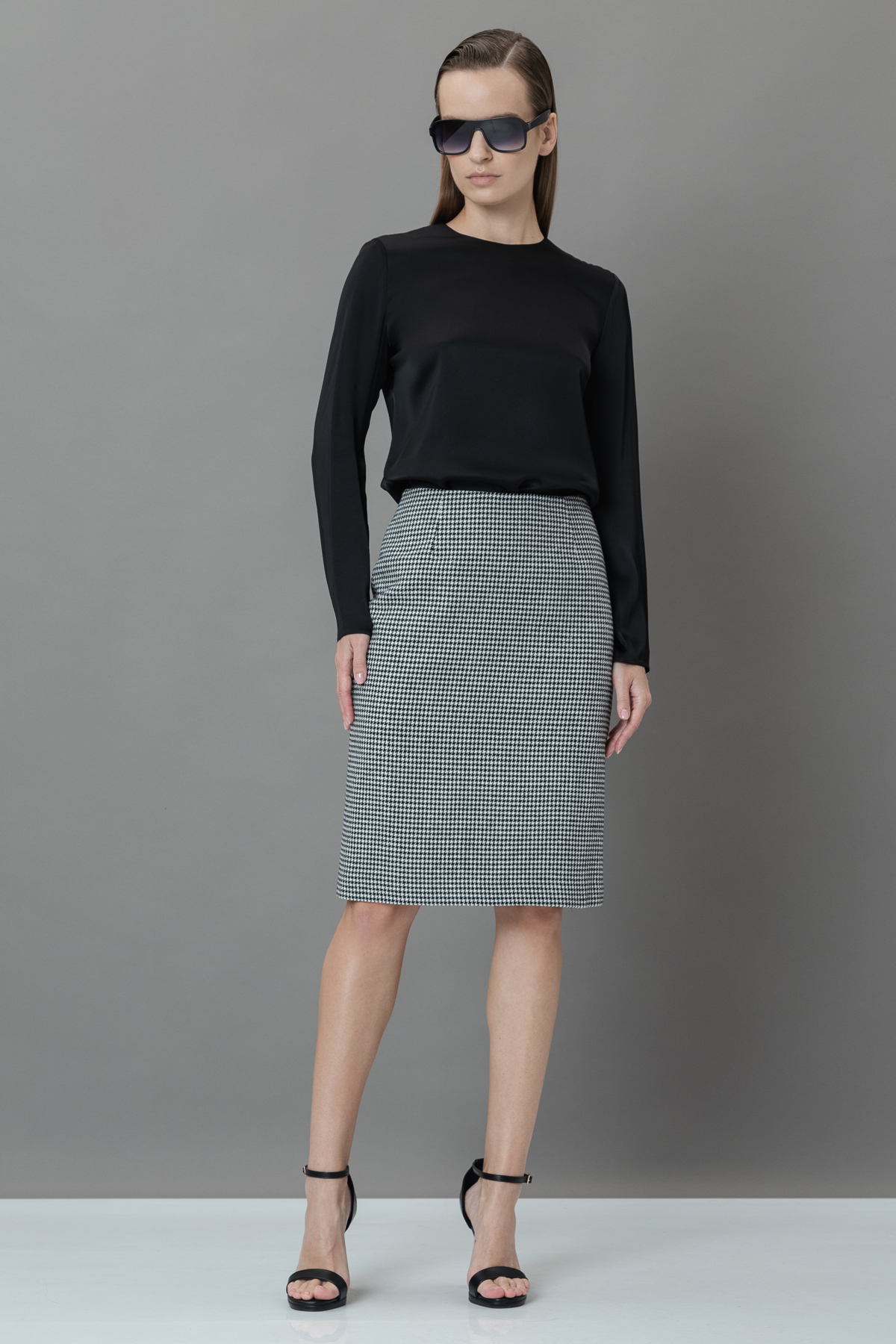 Юбка в гусиную лапку VASSA&Co, пол женский, цвет черный