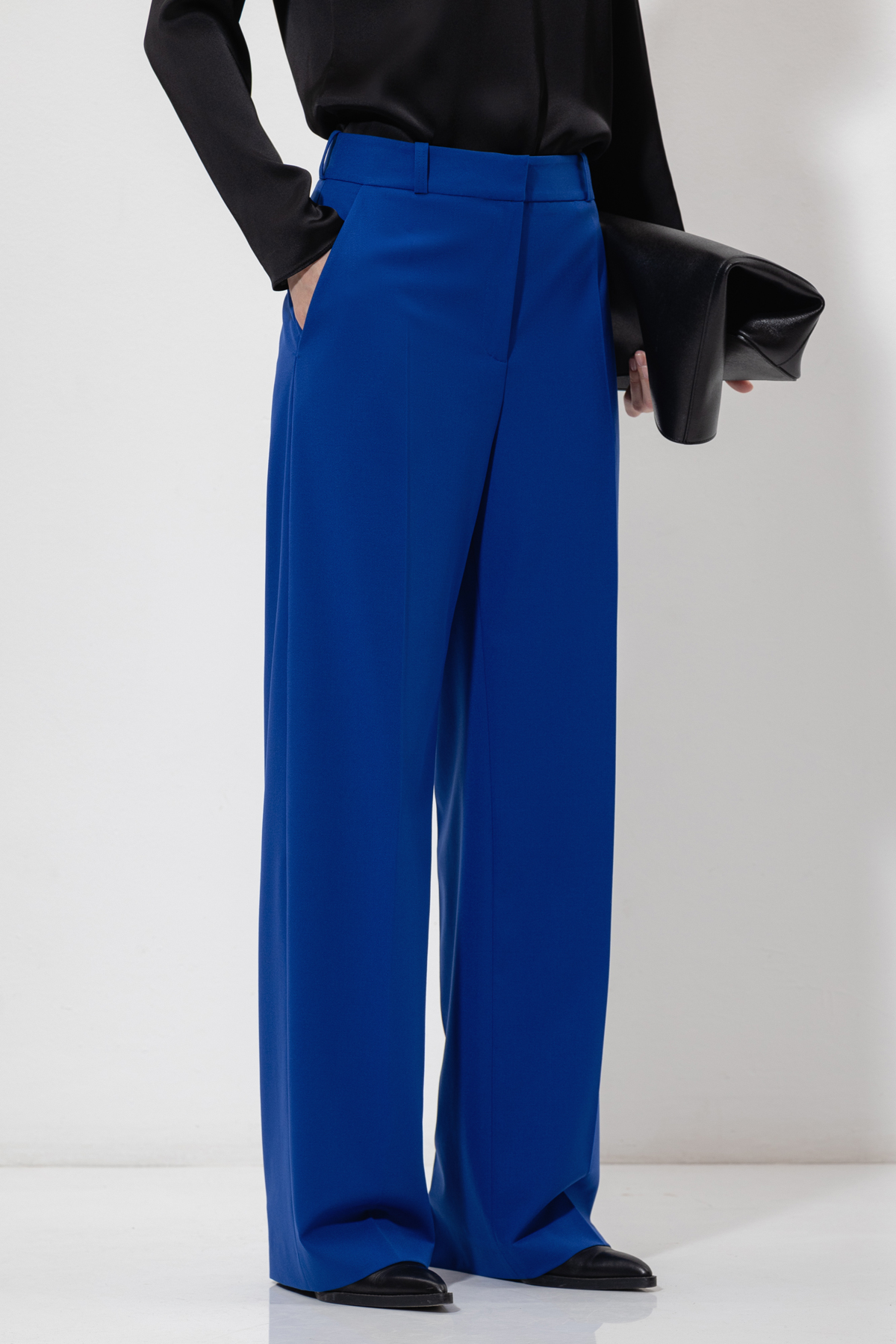 Широкие брюки VASSA&Co, пол female, цвет синий