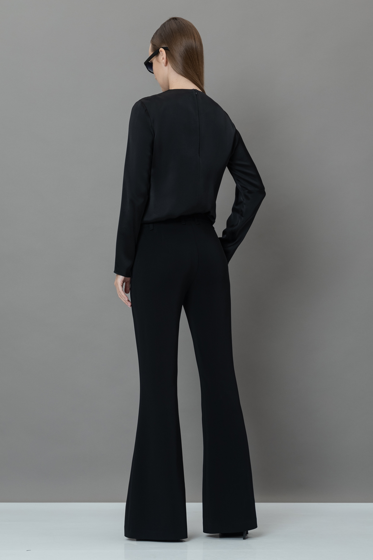 Брюки-клеш VASSA&Co, пол женский, цвет черный