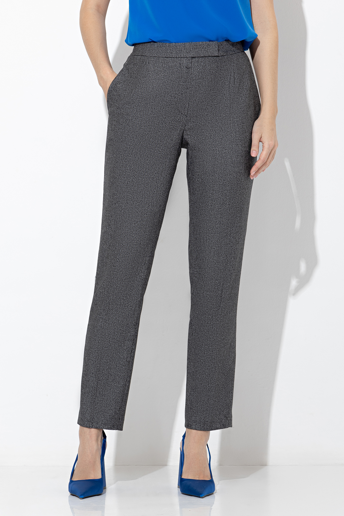 Брюки VASSA&Co, пол женский, цвет серый