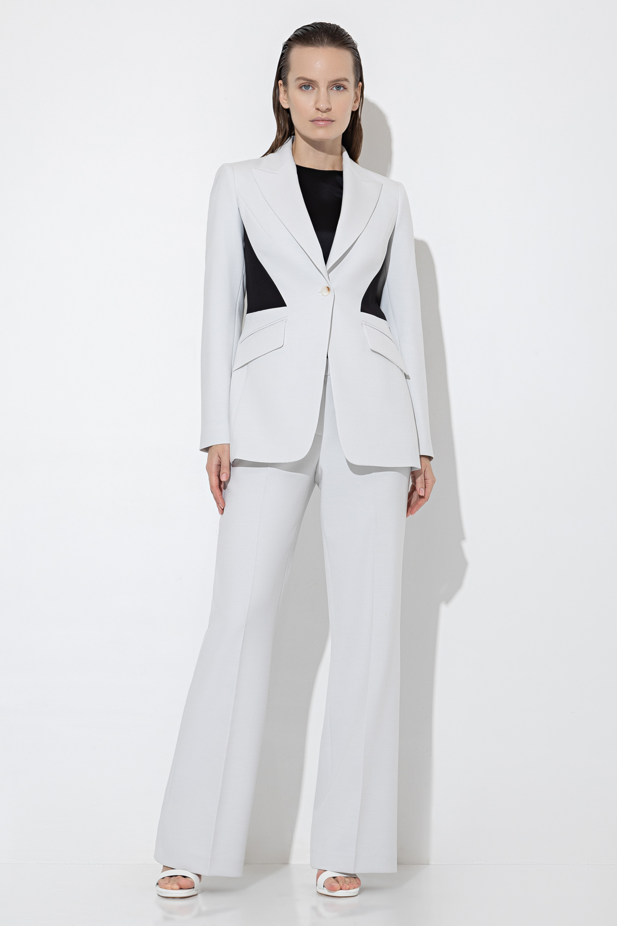 Жакет с контрастными деталями VASSA&Co, пол женский, цвет белый