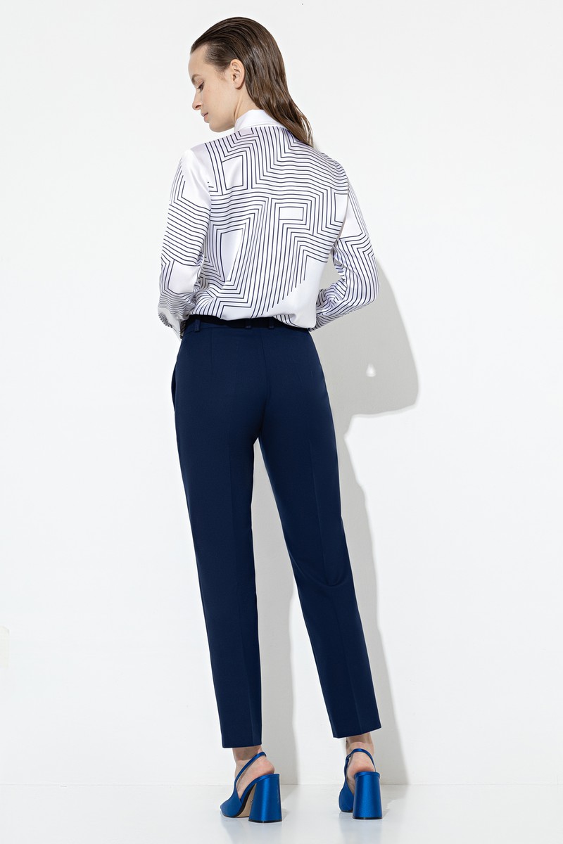 Зауженные брюки VASSA&Co, пол женский, цвет синий, фото №4