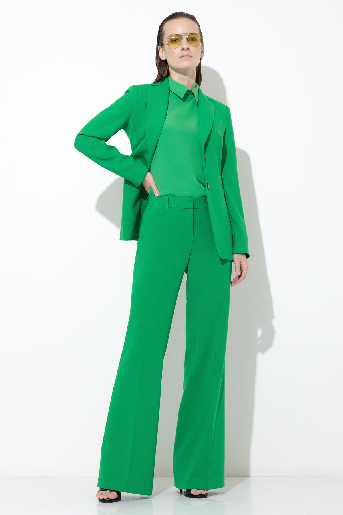 Жакет VASSA&Co, пол женский, цвет зеленый