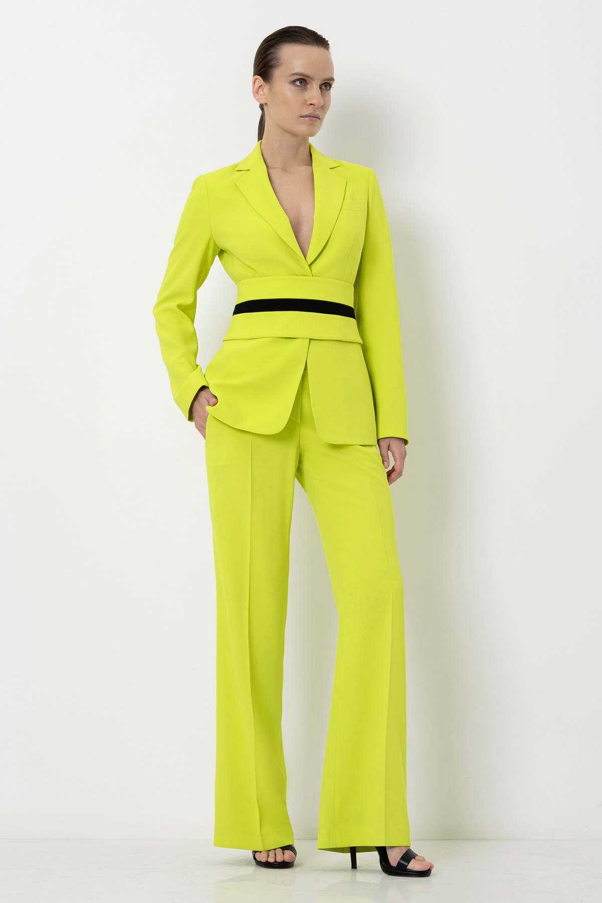 Широкий пояс VASSA&Co, пол женский, цвет желтый