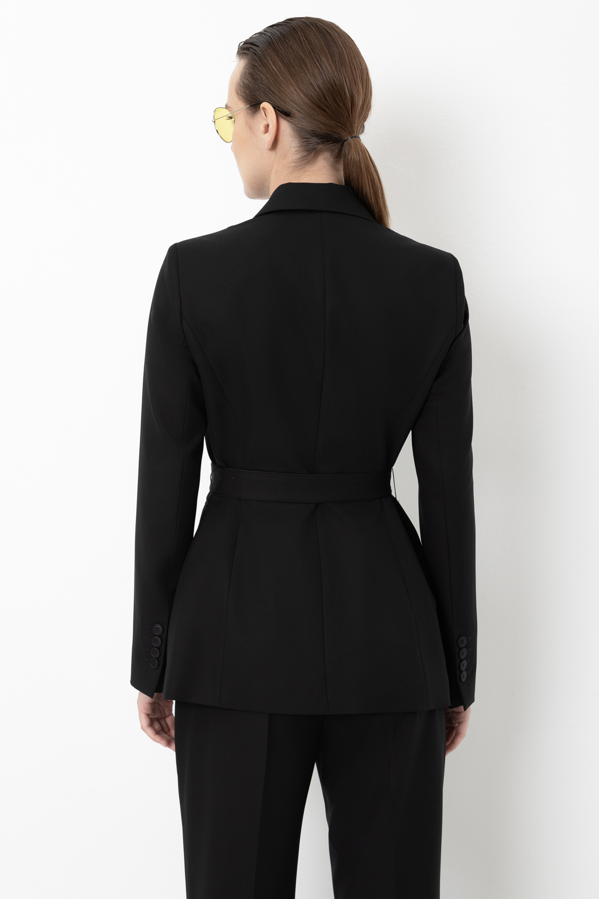 Жакет VASSA&Co, пол женский, цвет черный