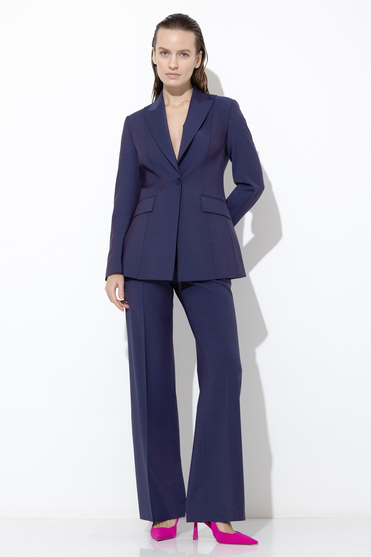 Однобортный жакет VASSA&Co, пол женский, цвет фиолетовый