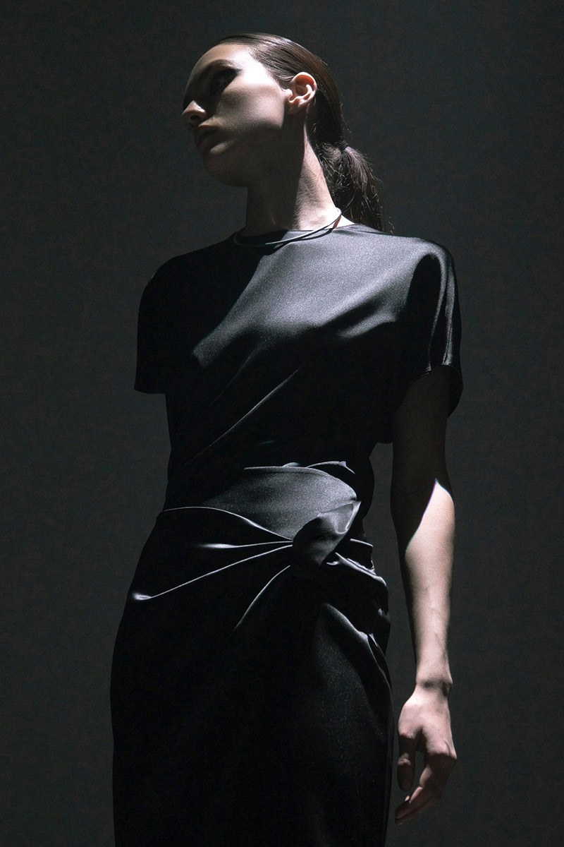 Базовая блузка VASSA&Co, пол женский, цвет черный