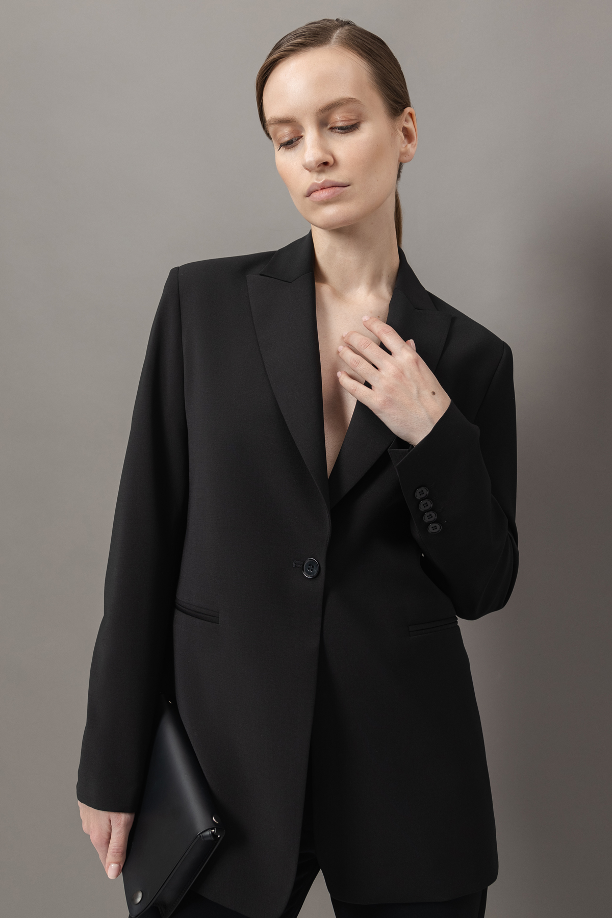 Жакет со съемным шарфом из шелка , пол женский, цвет черный