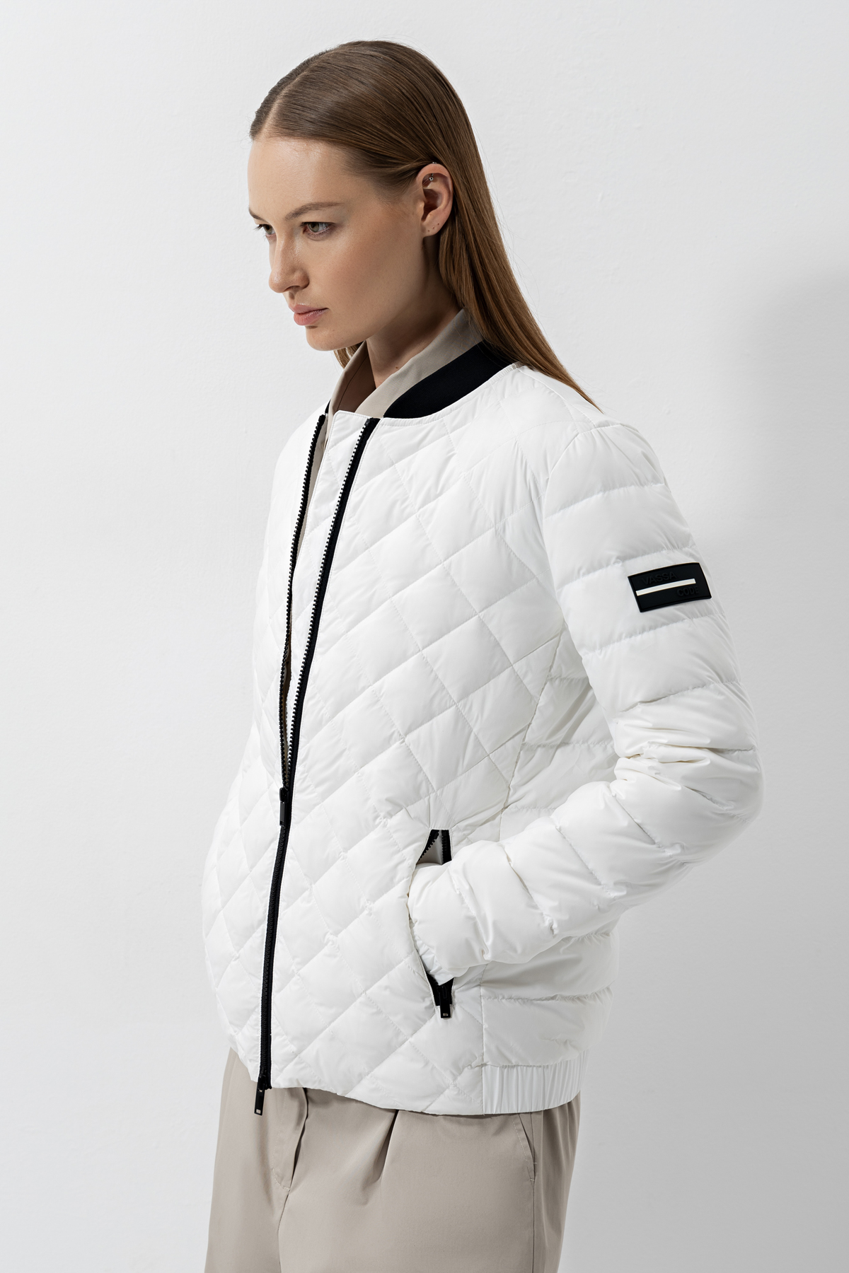 Jacket VASSA CODE, пол female, цвет white