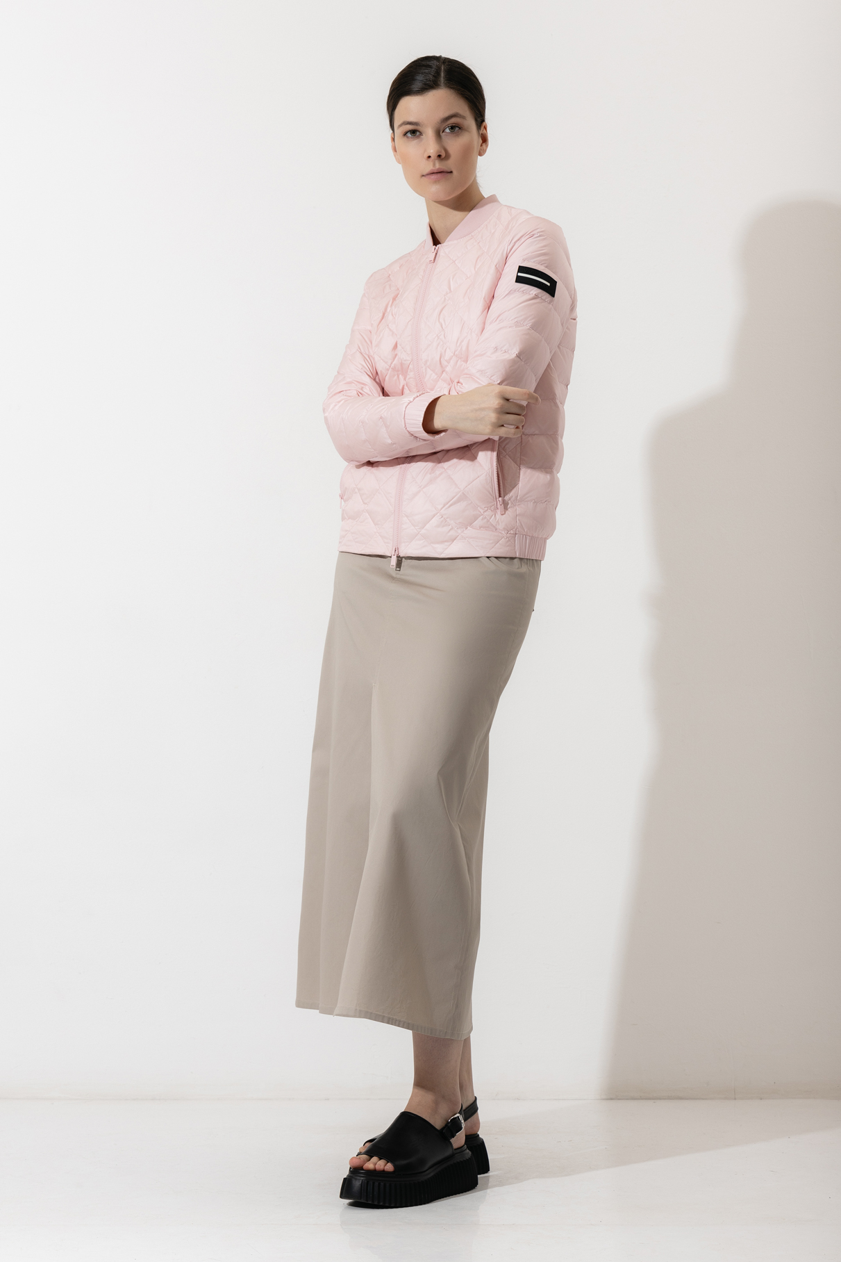 Стеганая куртка VASSA CODE, пол женский, цвет розовый