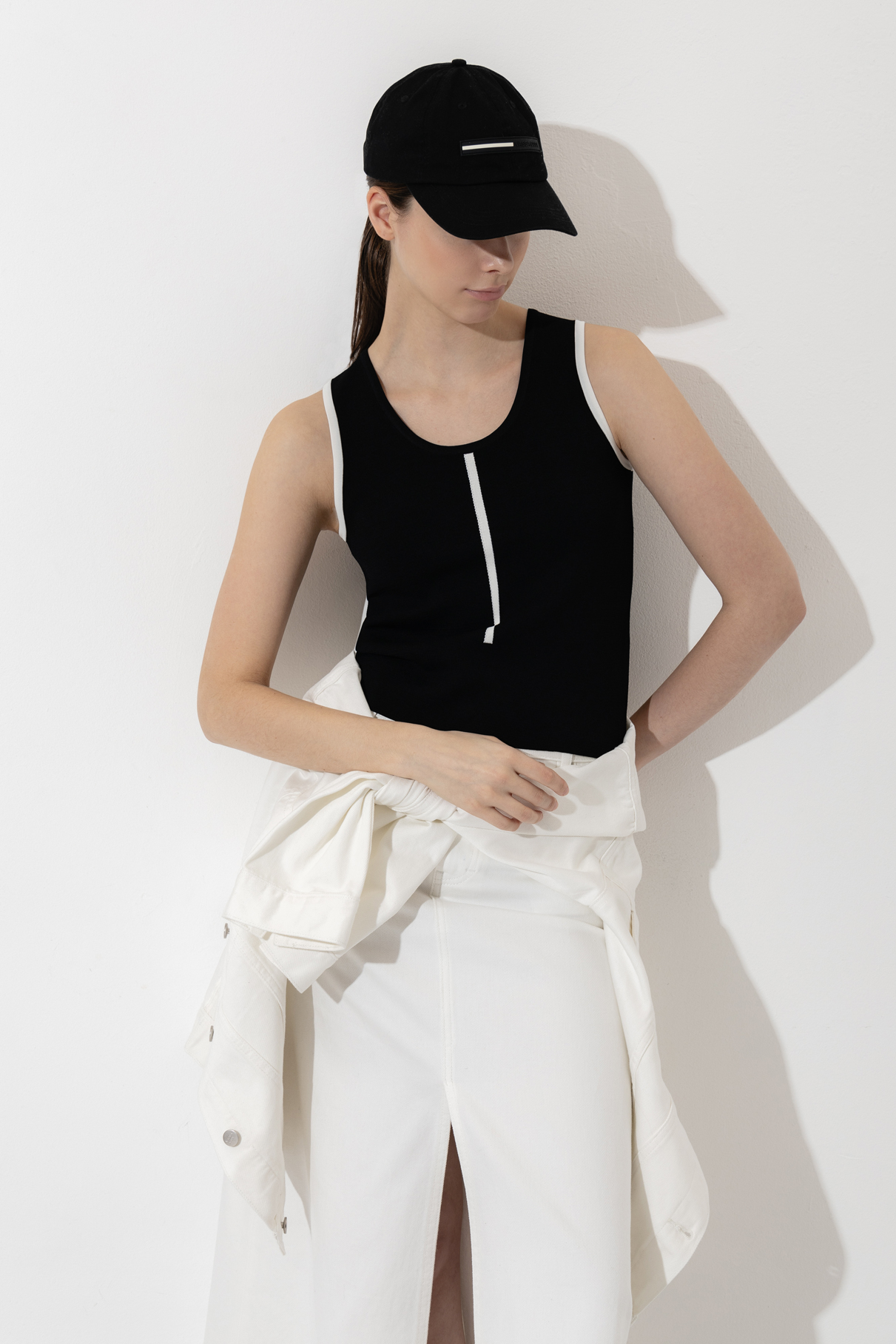 Топ с контрастной отделкой , пол женский, цвет черный, фото №6