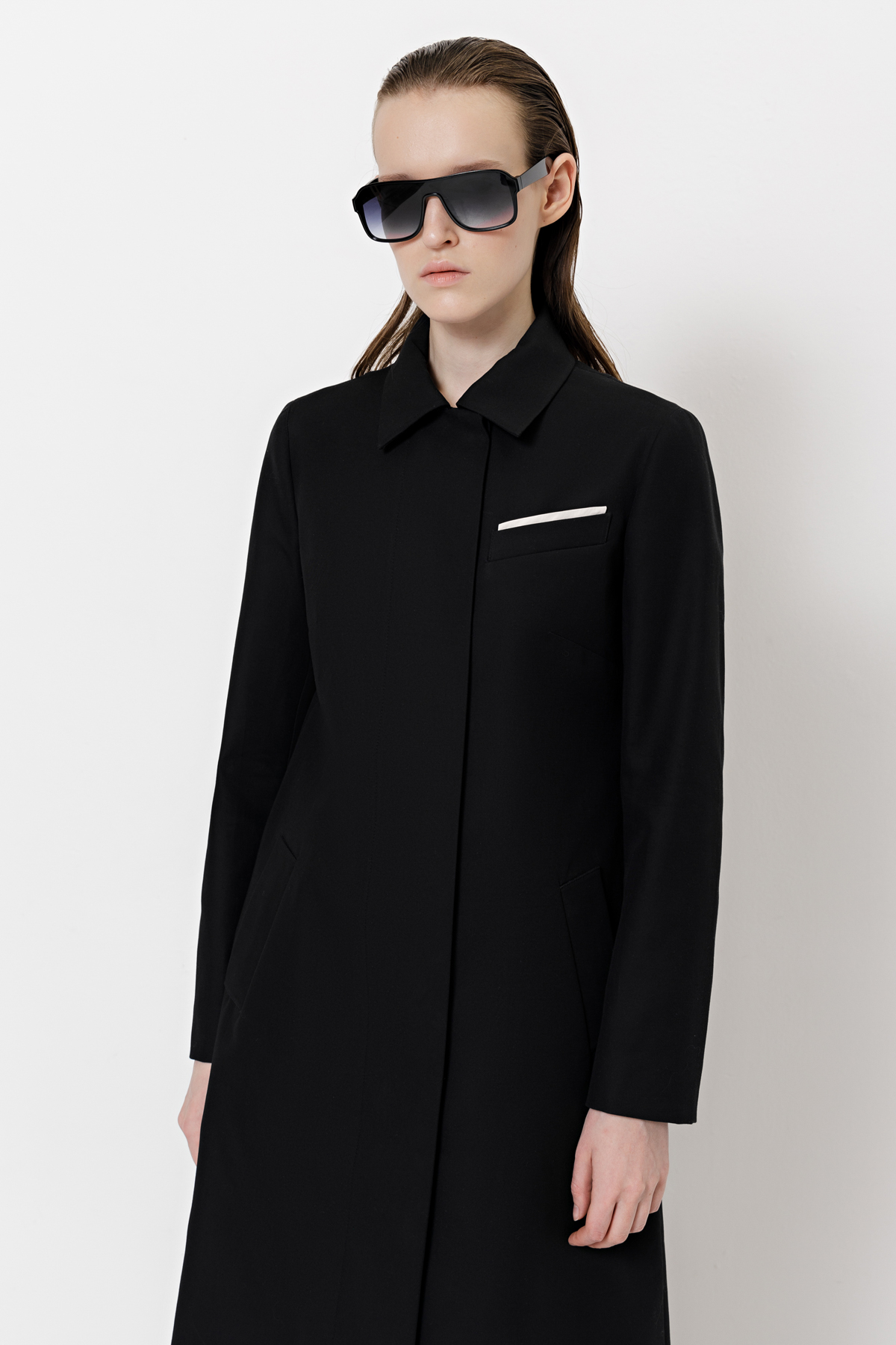 Плащ прямого кроя , пол женский, цвет черный, фото №3