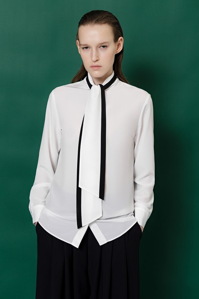 Блузка с воротником-шарфом VASSA&Co, пол женский, цвет белый, фото №2