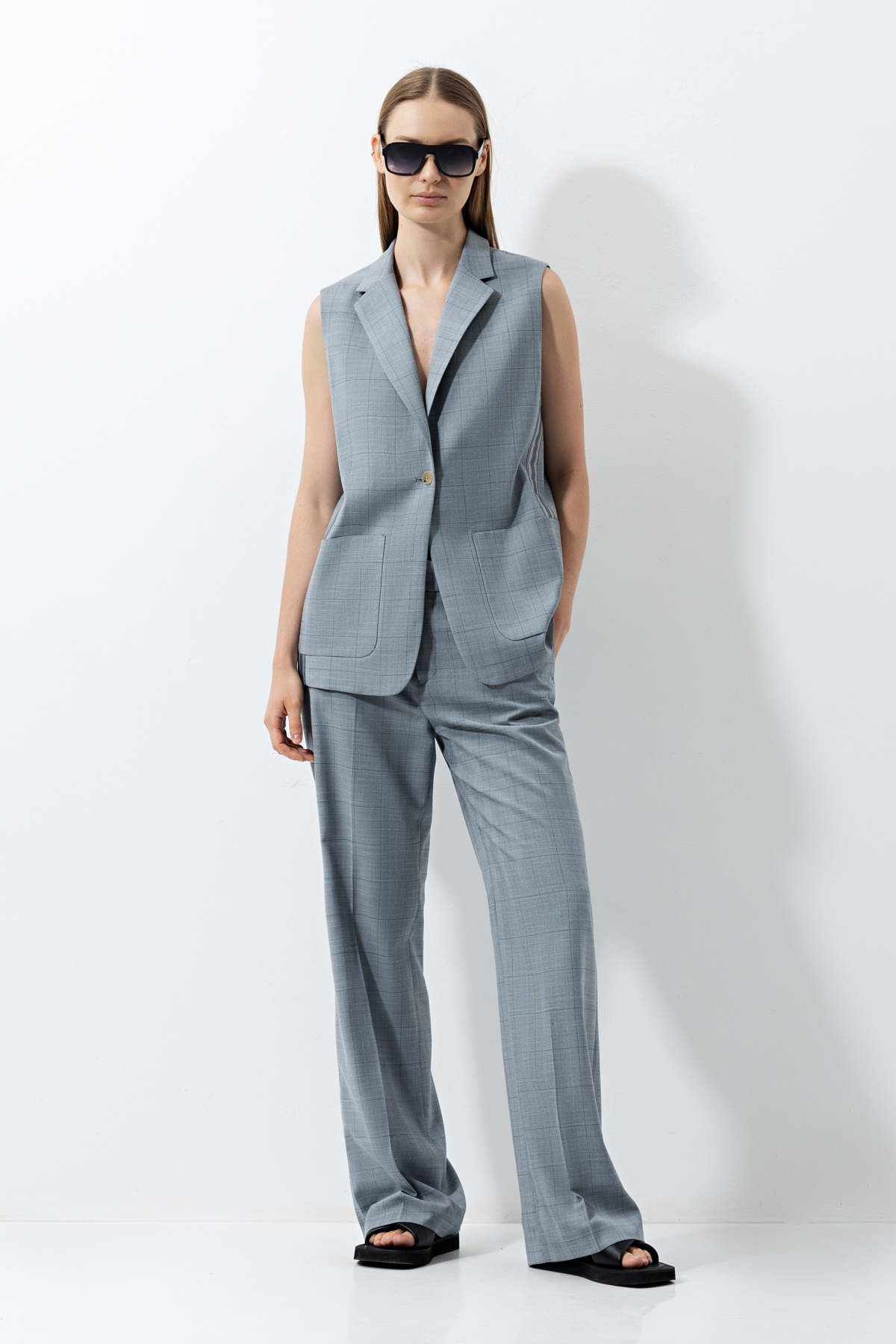 Жилет с тесьмой , пол женский, цвет серый, фото №2