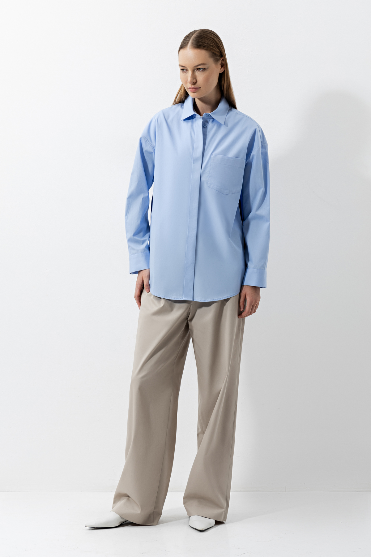 Рубашка с контрастной тесьмой , пол женский, цвет голубой, фото №3