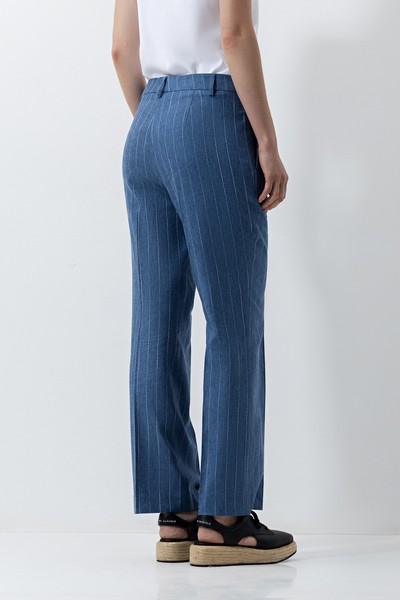 Зауженные брюки в полоску VASSA CODE, пол женский, цвет синий, фото №4