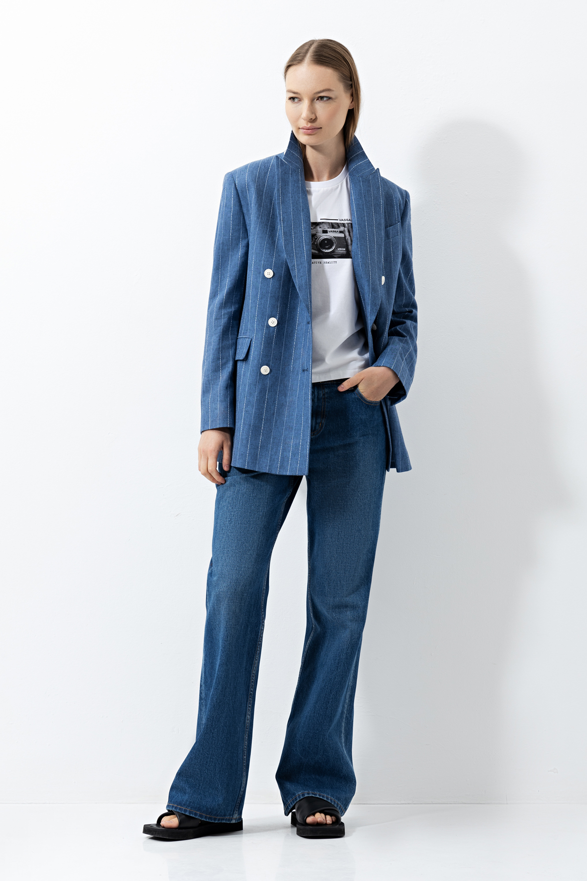 Jeans VASSA CODE, пол female, цвет синий