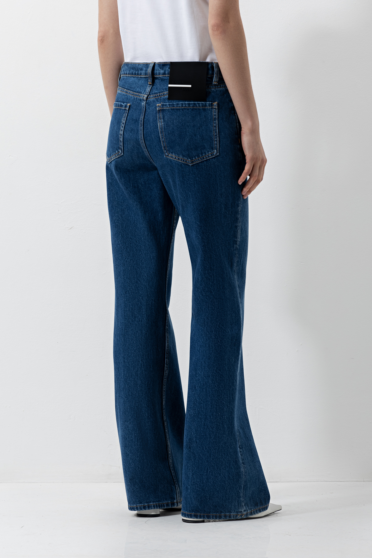 Jeans VASSA CODE, пол female, цвет синий
